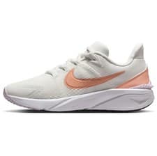 Image of Nike / Star Runner 4 NN GS / Women’s Trainers / UK4.5 / Brand New / DX7615 104