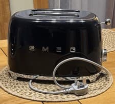 Image of SMEG 50'S RETRO STYLE 2 SLICE TOASTER IN BLACK