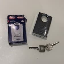 Image of ABUS 52463 83/55mm Rock Hardened Steel Padlock Closed Shackle ABU8355CS VATinc