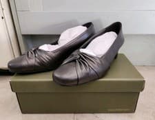 Image of Hotter Enshrine Womens Heel Court wide Brown Metalic shoes EXF New Box UK 6