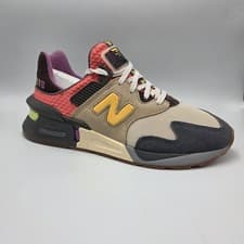 Image of NEW BALANCE 997S USED SIZE 8 BODEGA BETTER DAYS BEIGE GREY RED MS997JBO