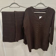 Image of Bnwt brown knitted co ord set women one size