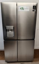 Image of Hisense RS818N4TIC PureFlat Infinite 91cm Frost Free American Fridge Freezer