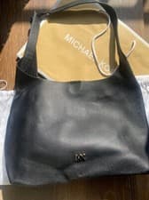 Image of Michael Kors Classic Leather Shoulder Bag Black BNWT and dust bag RRP £245