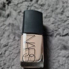 Image of NARS Cosmetics - Sheer Glow Foundation (light 1 )30m brand new l