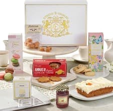 Image of Edmond & Charles Luxury Afternoon Tea Hamper | Premium Gift Box with Teas, Bisc