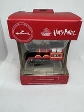 Image of Hallmark Christmas Ornament HARRY POTTER, HOGWARTS EXPRESS Locomotive Train 5972