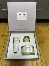 Image of Neom Bedtime Ritual Gift Set NEW Candle, Wonder Balm And Hand Balm