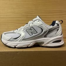 Image of New Balance Women’s Silver Grey 530 Trainers Uk Size 5 #A37