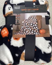 Image of Halloween Ghost Pumpkin Soft Fleece Throw Blanket 125x150cm Cozy Spooky Decor