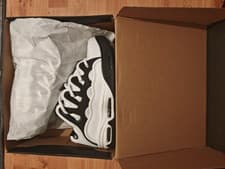 Image of OSIRIS D3 WHITE AND BLACK SIZE 11