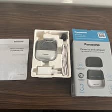 Image of Panasonic Rechargeable Shaver Wet/Dry Brand New in box. ES-CM3B. 3 blade compact