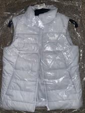 Image of Puma ESS padded vest in colour sliver mist