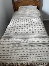 Image of New Without Tags Cotton Mix Single Throw/Bedspread 130 X 180cm Approximately