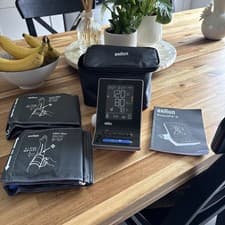 Image of Braun ExactFit 3 Upper Arm Blood Pressure Monitor with 2 Cuff Sizes BUA6150WE