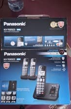 Image of Panasonic Landline Digital Cordless Phones x 3 KX-TGE823