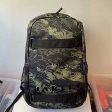 Image of Oakley BTS 20L  Backpack - Tiger Camo Green With Pocket for Laptop