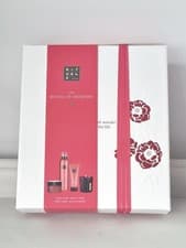 Image of Rituals The Ritual of Ayurveda medium gift set, foam, cream, scrub, candle, new