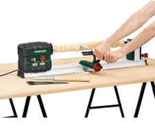 Image of Parkside 600W Wood Turning Lathe With 2 Chisels 2 Spanners Adjustable Speed