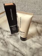 Image of bareMinerals Complexion Rescue Tinted Hydrating Gel Cream SPF30 – Natural 05
