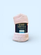Image of Ribbed Throw Blanket Faux Fur Fleece Cozy King Size 200 x 240 cm RRP £39
