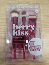 Image of Real Techniques Berry Kiss Limited Edition Brush Set With Compact Mirror New