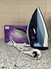 Image of Philips Steam Iron 7000 Series, 50 g/min constant steam, Azur, (DST7020/20)