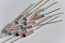 Image of RY Thermal Fuses 250 V 10 A from 0c to 285c FULL RANGE sold as pairs & Crimps