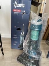 Image of Hoover Breeze EVO Upright Bagless Vacuum Cleaner Bagless - Black