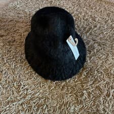 Image of BNWT Accessorize fluffy black colour bucket hat polyamide/polyester