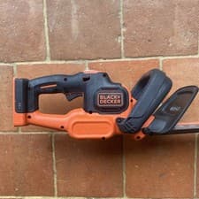 Image of Black and Decker GTC3655 36v Cordless Hedge Trimmer 550mm No Batteries