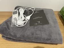 Image of Dreamland Intelliheat Luxury warming throw Grey Silver