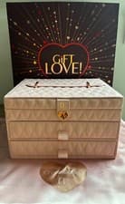 Image of Charlotte Tilbury Pillowtalk Dreams Come True Gift Set 🩷