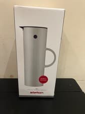 Image of Stelton EM77 Vacuum Jug 1 litre - Sand