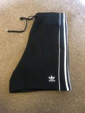 Image of adidas Originals Men’s Shorts 8” Black L Cotton Casual Streetwear