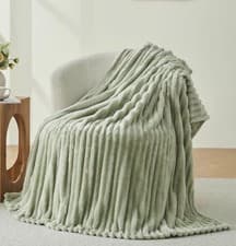 Image of Prestige Luxurious Ribbed Throw Blanket. 200x200cm Green