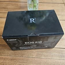 Image of Canon EOS R10 Mirrorless Camera + RF-S 18-45mm IS STM Lens, 24.2MP, 4K - ONU