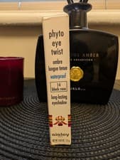 Image of Sisley Phyto-Eye Twist 1.5g Shade 14 Black Rose. RRP £42