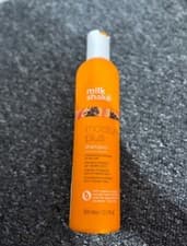 Image of Milk Shake Moisture Plus Hydrating Shampoo With Papaya Extracts