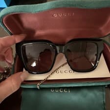 Image of GUCCI Black Gold Chain Sunglasses Unisex Authentic