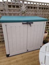 Image of Keter Store-It Out Max Outdoor Plastic Garden Storage Shed GREEN Lid Lockable