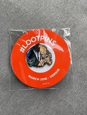 Image of Alien Vs Predator Pin Badge Brooch NEW Movies