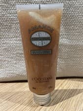 Image of L’Occitane Amande Flaked Almond Shower Scrub 200ml