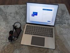 Image of Microsoft Surface Laptop 7 13 inch Snapdragon X Plus 16GB RAM 256GB SSD Platinum