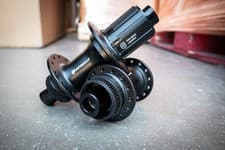 Image of Knight IMPEL RATCHET DRIVE HUBSET 28H 12×142 / 12x100 DISC XDR/HG 400g LIGHT!