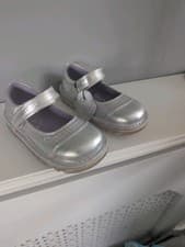 Image of Girls Silver Kickers Shoe Size EU26