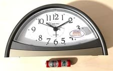Image of SEIKO QUARTZ ALARM CLOCK RETRO STYLE ASCENDING SNOOZE ALARM