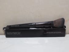 Image of LAURA MERCIER ANGLED CHEEK CONTOUR BRUSH BOXED