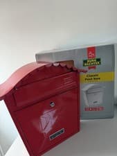 Image of Burg-Wachter MB01R Red Classic Wall Mounted Lockable Weatherproof Post Box