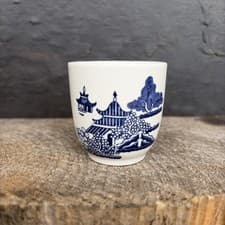 Image of Vintage Collectible Churchill England Blue Willow Pattern Egg Cup New Unused